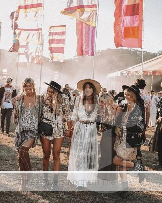 Model group standing together at Splendour In the Grass.