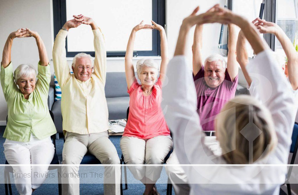 Older adults conducting in exercise