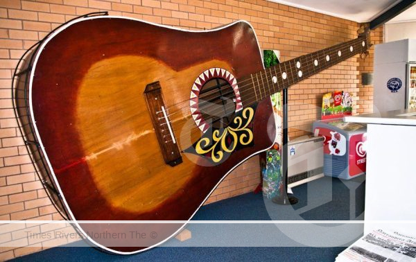 The Big Guitar, Narrandera