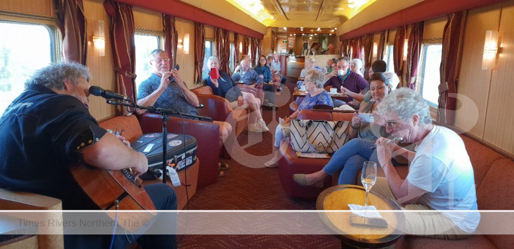 Musical entertainment in the lounge car on the Indian Pacific