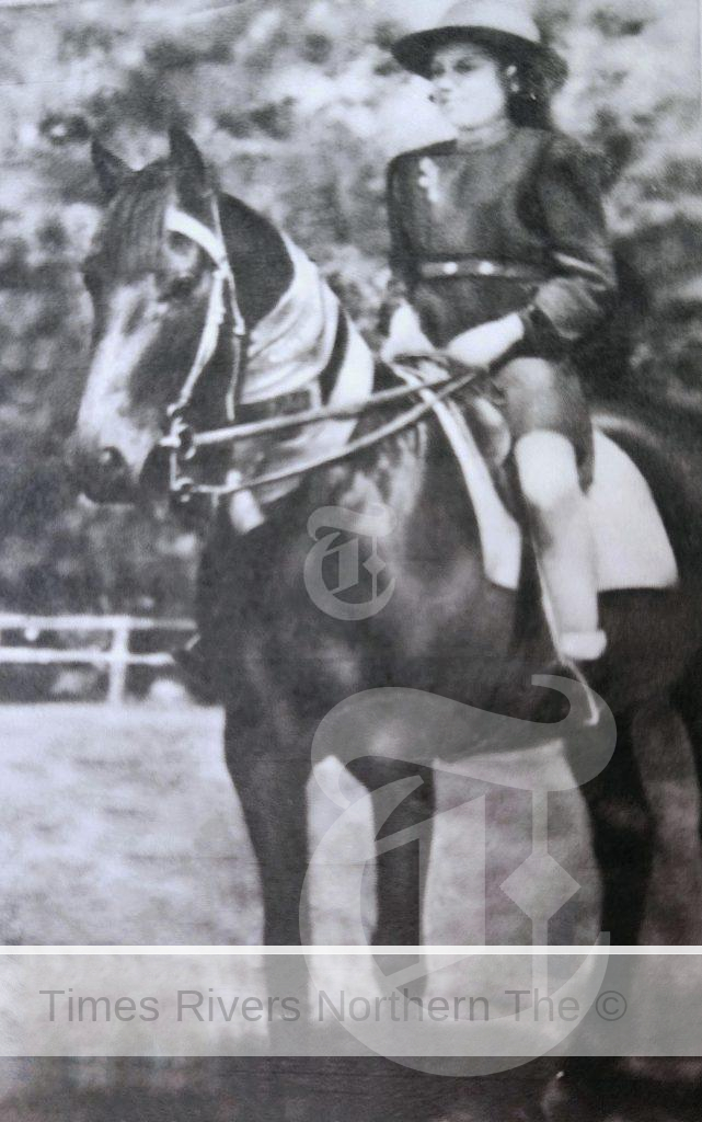 Valerie riding Wally at the 1952 Nimbin Show copy