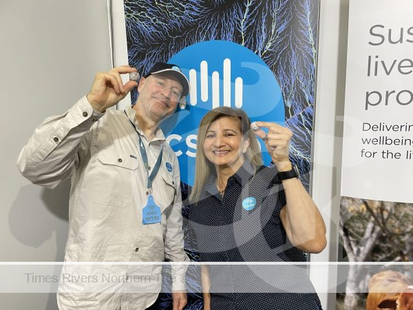 CSIRO's Dr Doug Hilton and Dr Aarti Tobin tasting Just Meat in a protein ball.