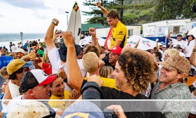 Burleigh Boardriders celebrating their win at the 2024 Hyundai Australian Boardriders Battle Grand Final. Credit: Andy Morris / Surfing Australia