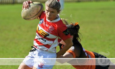 Redmen flyer Carla Dougherty proves more than a handful for the Kempsey defence as her team advanced to the grand final. Photo: Gary Nichols.